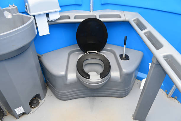 Best Portable toilet rental cost  in Wallingford Center, CT